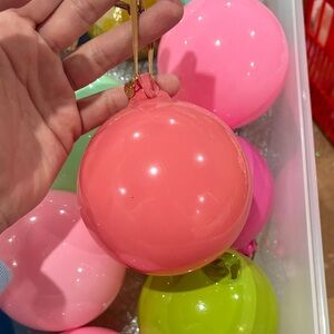 SUGAR PLUM BALL ORNAMENT – GLITTERVILLE